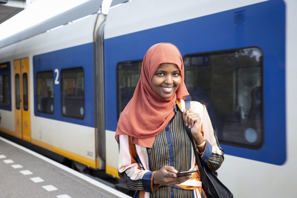 Aisha: ‘Op maandag vroegen collega’s hoe mijn weekend was’