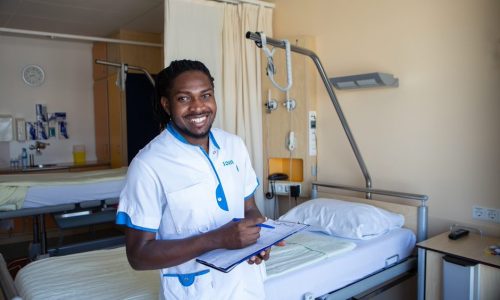 Vluchteling krijgt steuntje in de rug richting opleiding verpleegkunde